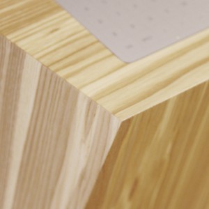 «warp» (sculptural terminal + brochure holder)